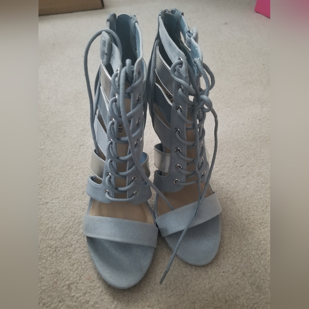 Sandals - Picture 3 of 3